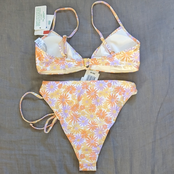 L*Space Helena Joy Bikini Set Oopsie Daisy - Picture 3 of 4